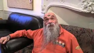Lemainelibre.fr : Pierre Favre, du punk au Secours Catholique
