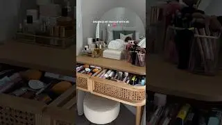 ORGANIZING MY MAKEUP 🪞✨ #vanitytour #organizewithme #makeuporganization #cleaningmotivation