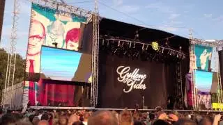 Intro +  en bit av G&aring; och fiska - Gyllene Tider - Live - Halmstad 2013