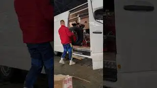 Девочки, записывайтесь на программу по увеличению ягодиц 😂 #carwash #detailing #шиномонтаж
