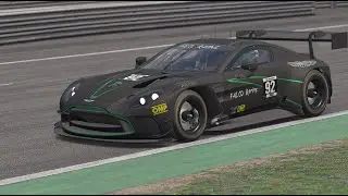 Le Mans sprint s Aston Martin Vantage GT3 EVO