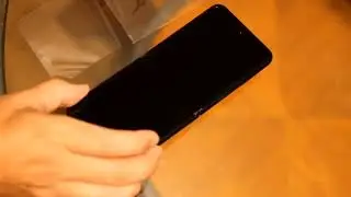 Taking off the Galaxy Z Flip Included Screen protector after 6 months