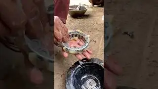 Expert Mechanic bearing grease properly