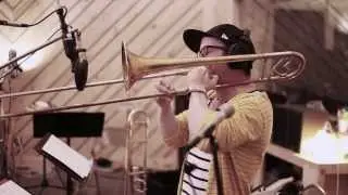 Scream and Shout- Will.I.Am (MUSUKO。Brass Band Live Session)