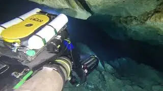 Jackson Blue 2 Cavern to Slightly into the Cave