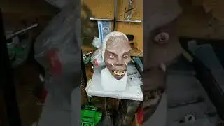 😱 Messing With Some Monster Clay ☠ #sculpting #monsterclay #sculpt #horror #bust #mask #mold #clay
