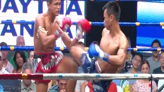 Muay Thai - Pet-U-Tong vs Kaimukkao (เพชรอู่ทอง vs ไข่มุกขาว), Rajadamnern Stadium,Bangkok, 2.2.17