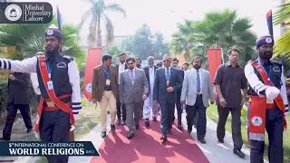 The arrival of Dr. Hussain Mohi-Ud-Din Qadri on 2nd day of (ICWR-22)