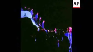 SYND 10/11/72 PASSENGERS DISEMBARK FROM HIJACKED PLANE