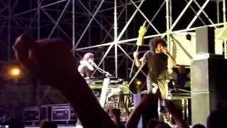 Caparezza - Il dito medio di Galileo LIVE 2011 Cagliari (04/17)