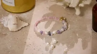 Bracelet with stones and beads - DIY by S&oslash;strene Grene
