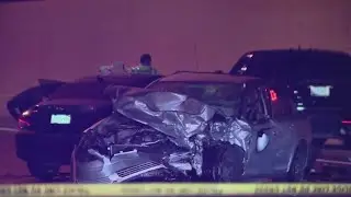 2 injured in wrong-way crash on Phoenix freeway
