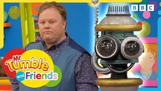 Messy Alarm Robot! | Justin's House | Mr Tumble and Friends