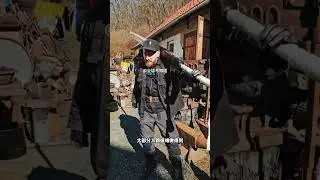 现实中的钢铁巨剑有人能抡得动吗？ #剑风传奇 #巨剑 #手工diy