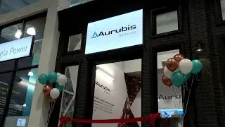 Students explore new business storefront at Junior Achievement center