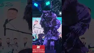 Orquesta los del Rio de Ambato en el barrio San Miguel en Ricaurte.