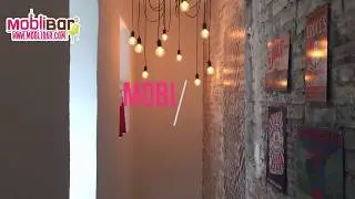 Sala de exhibici&oacute;n muebles para restaurante