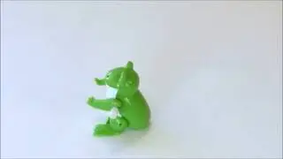 Aufziehbare Salto-Tiere (1057 fps)