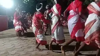 aitihasik Sthal per purushon Mein Manaya Gaya