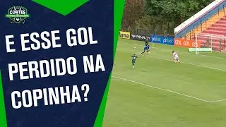 A&Iacute; N&Atilde;O, MEU CAMISA 10... SEM GOLEIRO, COM A BOLA NO JEITO E ELE FEZ ISSO A&Iacute;...