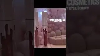 For a limited time Kylie Jenner Cosmetics Pop Up Store has opened in Dubai Mall with a full range