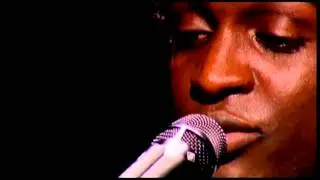 Corneille - On regarde (Live)