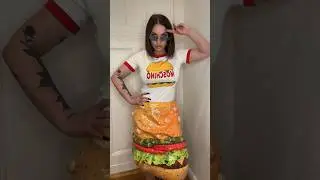 На свидание в юбке-бургере? 🍟🍔🍟 #стиль #style #styleinspiration #fashion