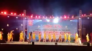 clb t t tam hồng y l v p thi d vũ lần thứ nhất huyện y l v p