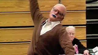 Il nonno cattivo è disgustoso e mette in subbuglio il bingo | Jackass - Nonno cattivo