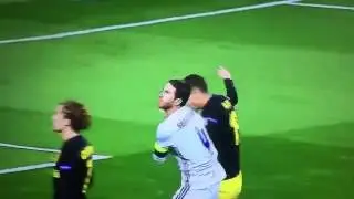 Agresi&oacute;n de Sergio Ramos a Lucas Hern&aacute;ndez Real Madrid 3-0 Atl&eacute;tico de Madrid