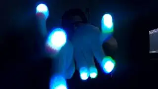 [TLNT][Team LED] ALTOH - A musicality type show - Glove Light show