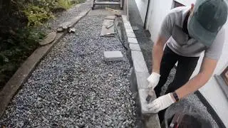 How To - Tips - The Pile, light landscaping with finishing stone edging @GoPro The English Gardener