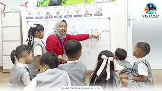 Math: Place Value Ones-Thousand | Responsibility Class | Milkyway Modern Montessori Kediri