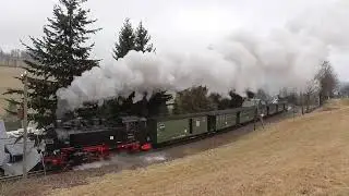 Deutsche Reichsbahnzug im Planeinsatz bei der Fichtelbergbahn / 99 1794 am 28.2.2024 in Cranzahl