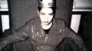 Kathleen Hanna (Suture) - Pretty Is