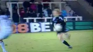 Lukey's 1st try for the Falcons!
