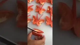 how to cuting tomato#SaladPrep #FreshVeggies #HealthyEating #SaladTime #HomeCooking #FoodVideo #Cook