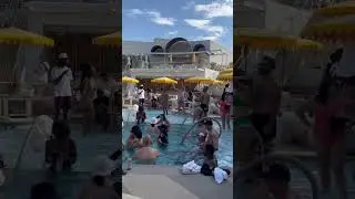 Las Vegas Pool Party Paradise : Fontainebleau's Ultimate Day Out