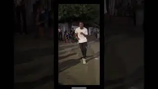 Cale&ntilde;o bailando salsa
