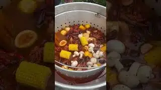 Вареные раки по-новоорлеански | Поехали!