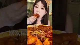 Yummy #asmr #friedchicken #noodles #mukbang  #mukbangasmr #matcha #viral #cake