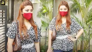 Payal Ghosh looks radiant and beamed happiness as she spotted outside a clinic