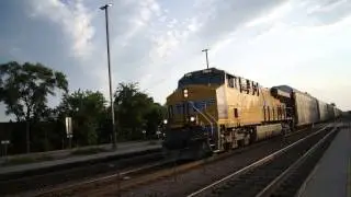 UP Power At Villa Park Illinois  UPRR Chicago West Line