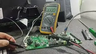 TV CCE LT29G. Defeito estranho. Liga a tv, leds acendem, depois de uns 5 minutos, apaga.