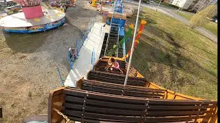 Kolotoče (pouť) v Ostravě - Dubina 2022 - vikingská loď za-jízdy