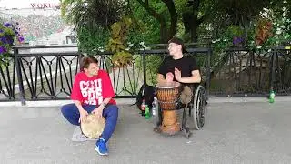 Wiraż & Rosser Djembe street performance
