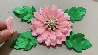 C&oacute;mo hacer flores de raso. Satin flowers.