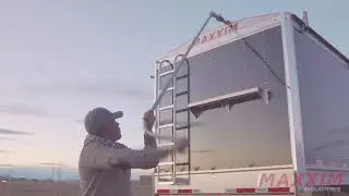 Maxxim Industries - Tri Axle Grain Trailer