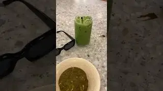 Jovencita prueba matcha por primera vez  #lifestyle #highlights #healthy #aesthetic #shorts