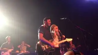 Paramore - Hard times | Live @ Cirkus